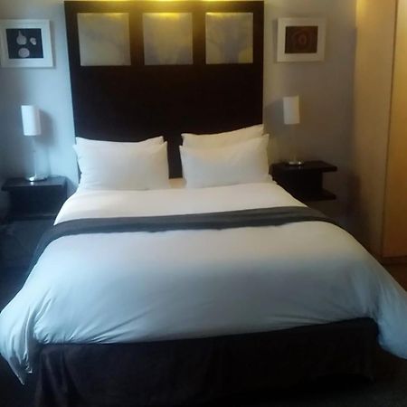 Mabungubwe Hotel Apartments - Home Away From Home 约翰内斯堡 外观 照片