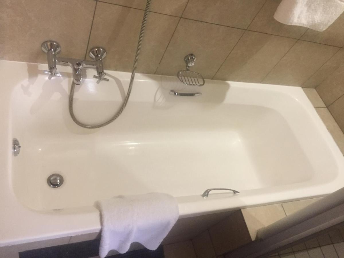 Mabungubwe Hotel Apartments - Home Away From Home 约翰内斯堡 外观 照片