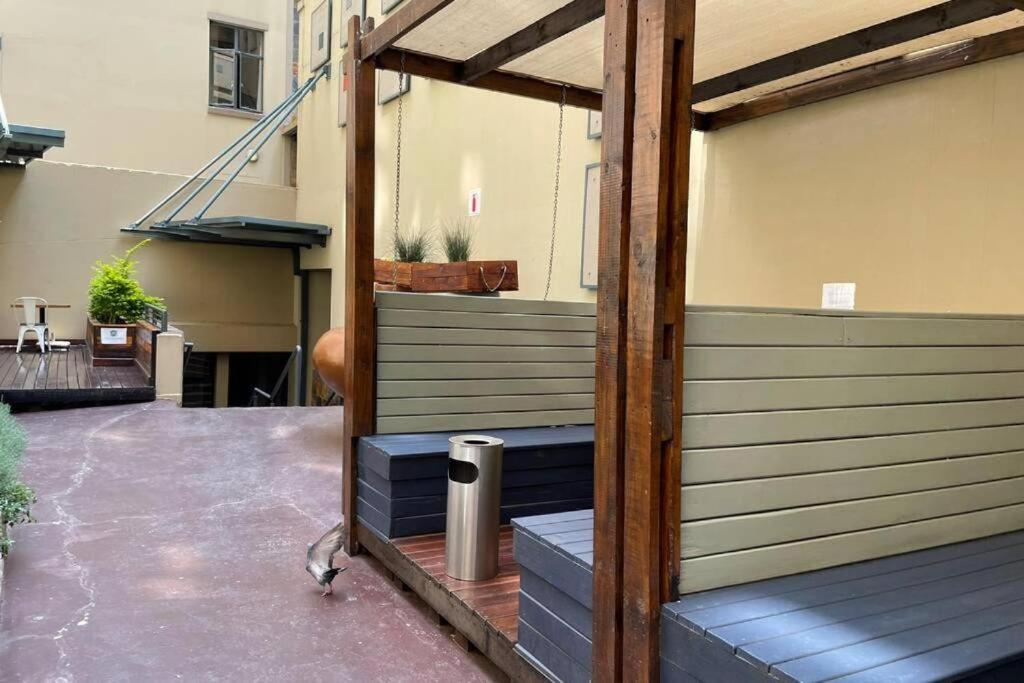 Mabungubwe Hotel Apartments - Home Away From Home 约翰内斯堡 外观 照片