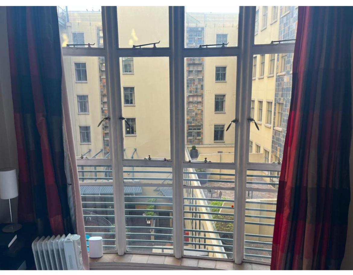 Mabungubwe Hotel Apartments - Home Away From Home 约翰内斯堡 外观 照片