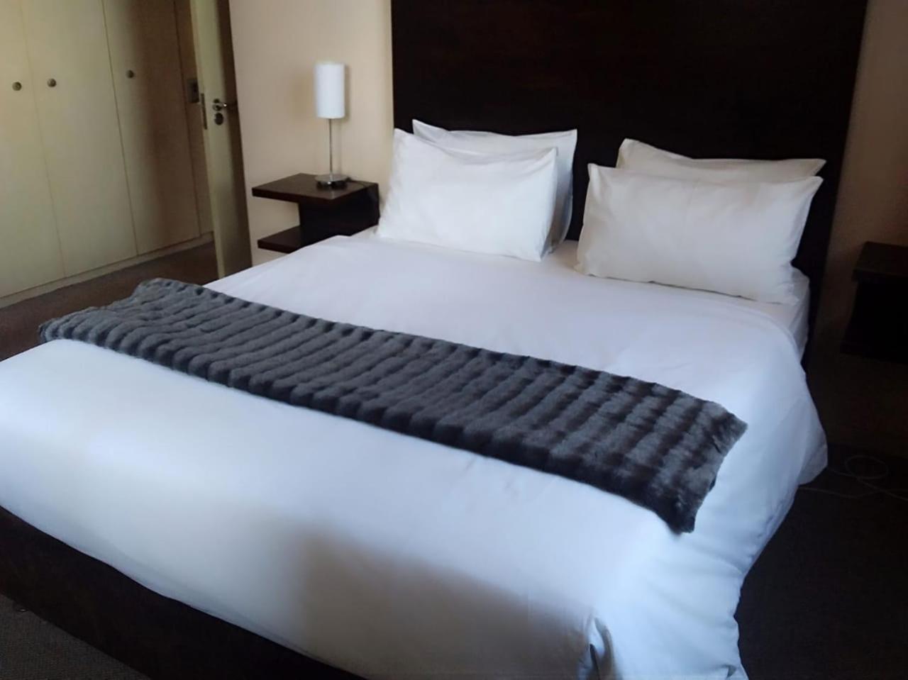 Mabungubwe Hotel Apartments - Home Away From Home 约翰内斯堡 外观 照片